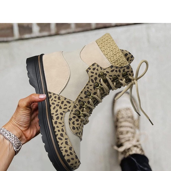 Leopard print leather laced up boots with cowboy style square toe boots size 8 - Picture 3 of 15